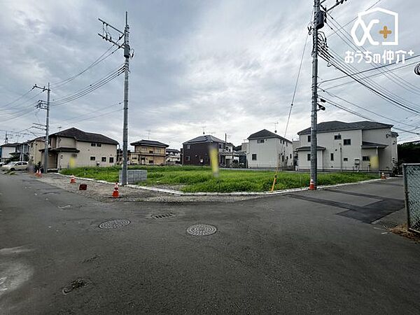 北東接道、閑静な住宅地です