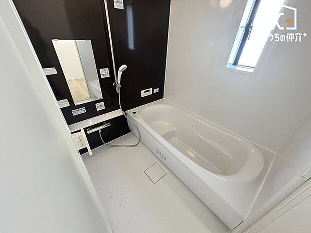 雨の日も安心な浴室暖房乾燥機付き