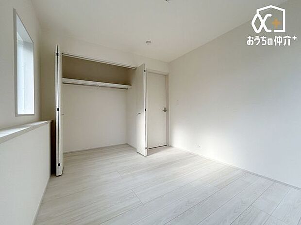 バルコニーに面した子供部屋にお勧めの洋室