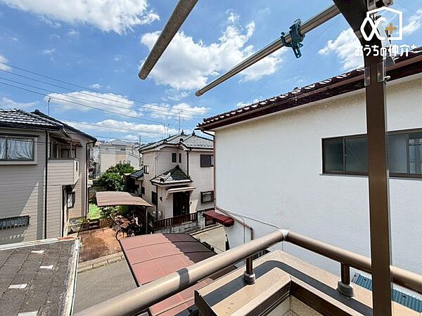 ～View～現地からの眺望。閑静な住宅街に位置し、落ち着いた街並みが広がります