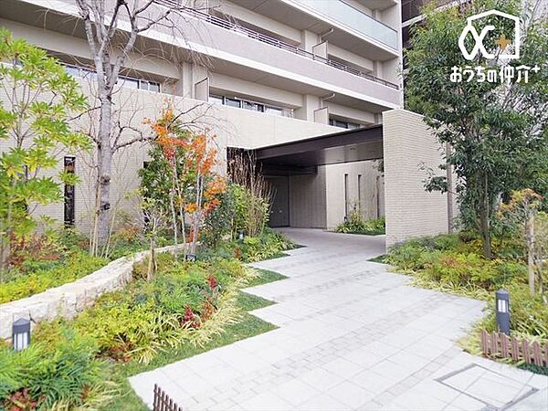 お手入れの行き届いたエントランス