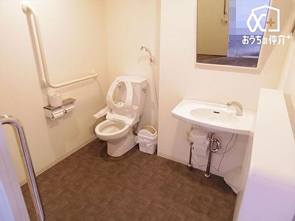 ■共用トイレ