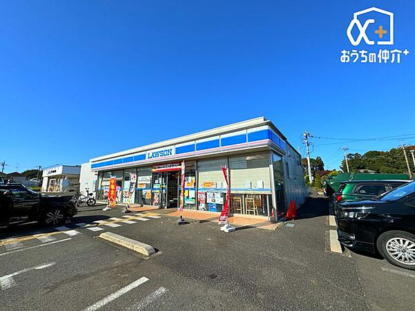 ローソン所沢北野3丁目店 徒歩7分。通り沿いの角にあり、大きな駐車場も。入りやすいコンビニです。 490m