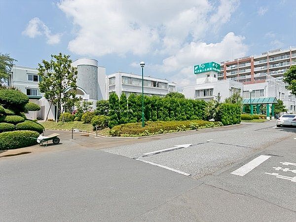 医療法人仁栄会所沢緑ケ丘病院 徒歩11分。西武池袋線「狭山ヶ丘駅」が最寄りの病院でございます。 860m
