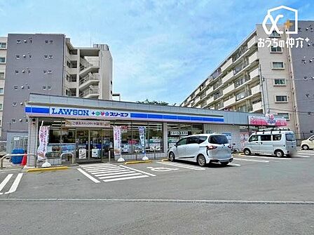 ローソン・スリーエフ所沢向陽町店 徒歩2分。24時間営業なので、急なお買い物にも便利です。飲食物や軽い日用品を販売しております。駐車場;有 140m