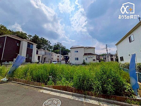 ■小学校まで徒歩3分～ファミリ世帯にもおすすめなお住まい