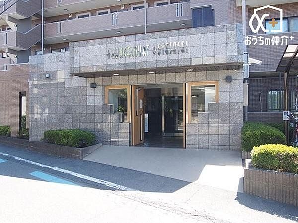 お手入れの行き届いたエントランス
