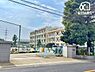 周辺：所沢市立西富小学校 徒歩3分。敷地も広く、お子様が伸び伸びと過ごす事が出来ます！ 240m