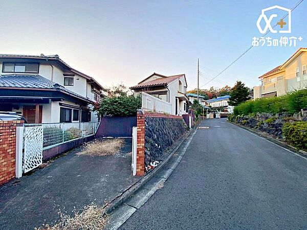 全居室南西向きで陽を取り込みやすく、明るい室内を実現。日々の生活が自然と心地よくなります。