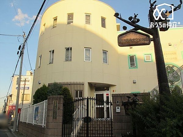 所沢中央文化保育園 徒歩11分。西武池袋線「西所沢駅」が最寄りの保育園でございます。 820m