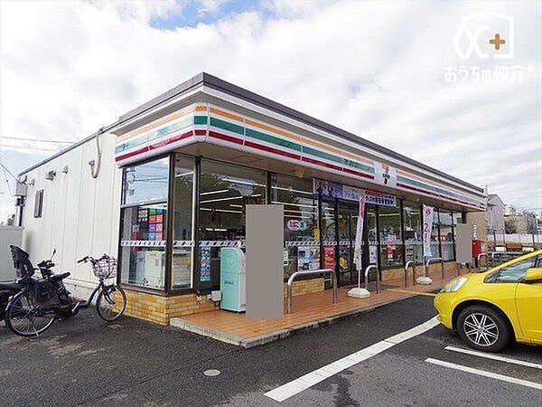 セブンイレブン所沢小手指ヶ原店 徒歩3分。24時間営業なので、急なお買い物にも便利です。飲食物や軽い日用品を販売しております。駐車場；有 210m