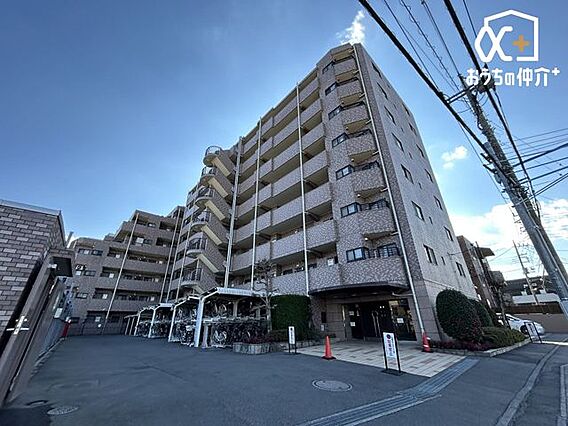 おしゃれな外観...