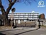 周辺：所沢市立中富小学校 徒歩19分。敷地が広く、お子様も伸び伸び過ごせる小学校でございます！ 1450m