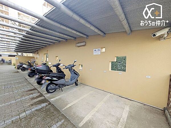 バイク置き場（空き状況は担当までお問合せ下さい）