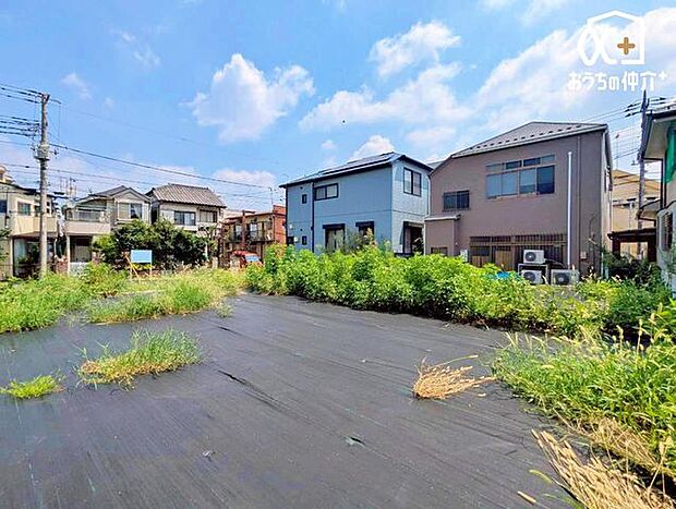 近隣には公園があり、お子様の遊び場としてはもちろん、お散歩など気分転換に利用するのも良さそうですね。