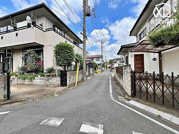 喧騒から離れた、静かで心安らぐ住環境。ゆったりとした時間を過ごしたい方にぴったりのロケーションです。
