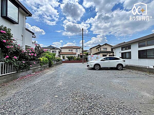 前面道路は南側6ｍ道路に面し日当たり通風良好！