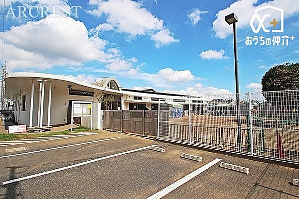 光保育園 徒歩5分。●通常保育7：00～18：00 ●延長保育18：00～19：00（18：00以降有料） ●土曜日7：00～18：00 360m