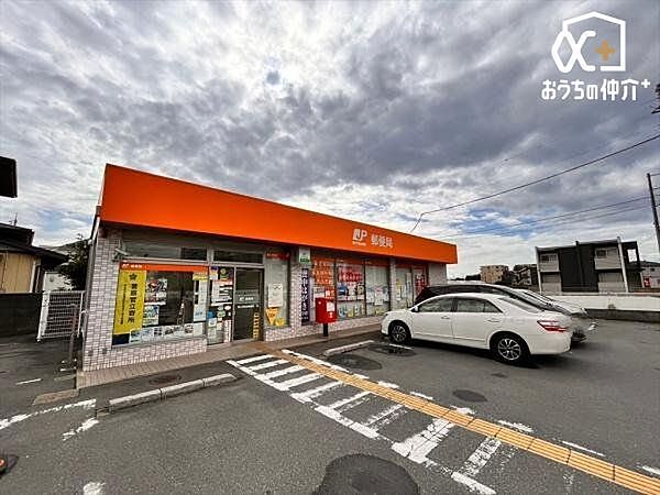 富士見東台郵便局 徒歩10分。営業時間　平日9:00～17:00 760m