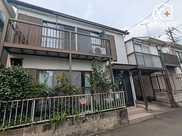 【閑静な住宅街】緑豊かな自然に囲まれた心地よい住環境♪落ち着きのある閑静な街並みでありながら、利便性も兼備。近くの「大泉公園」（約徒歩13分）など、週末の散策も楽しめるエリアです。