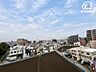 その他：バルコニーからの眺望です！天気の良い日には青空が広がります！