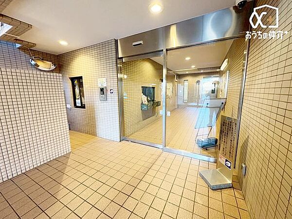 ～Entrance～共有施設・敷地はきちんとお手入れの行き届いた物件になります。是非一度現地に足を運ばれてみませんか？
