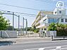 周辺：所沢市立牛沼小学校 徒歩9分。敷地が広く、お子様も伸び伸びと過ごせる小学校でございます。 660m