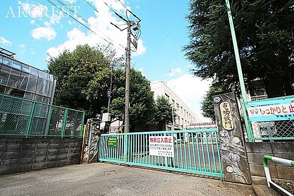 新座市立第四小学校 徒歩22分。1　学校教育目標(1) よく考え学ぶ子(2) じょうぶでたくましい子(3) 心の豊かな子 1740m