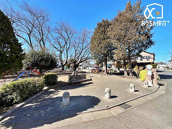 ひらの公園 徒歩5分。 400m