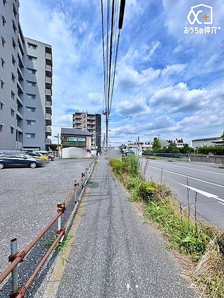 穏やかな雰囲気と治安の良さが魅力の閑静な住宅街。小さなお子さまがいるご家庭にもおすすめな住環境です。