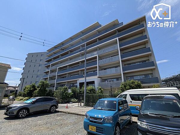 陽光あふれる閑静な住宅地で新生活スタート！晴れた日は太陽の光を浴びてリフレッシュ！新生活を始めるのにぴったりの物件になりそうですね。いつでもご見学いただけますので、お問い合わせください。