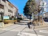 周辺：寿町公園 徒歩6分。閑静な住宅街の中にある公園。砂場、滑り台、ブランコ、ベンチなどがあります。 430m