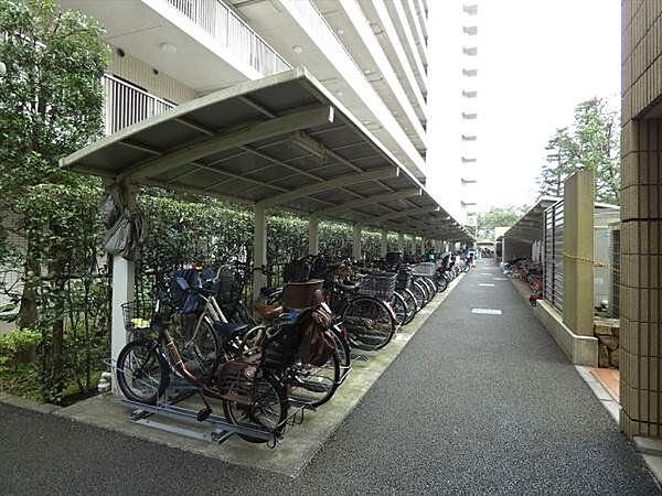 屋根付き駐輪場