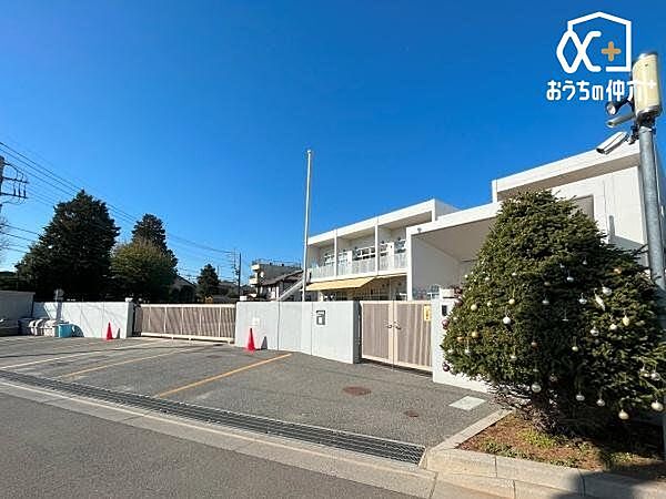 光第二保育園 徒歩10分。食育に力を入れていて畑で汗びっしょりになって、夏は夏の野菜、冬は冬の野菜を自分達で作り、 健康な体作りをしています。 780m