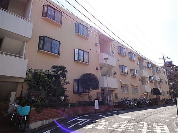 ゆったりと暮らしたい方にもおすすめしたい、静かで心地良い住環境になっております。皆様のお問い合わせお待ちしております！