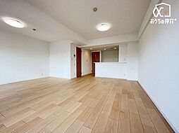 アーベイン鶴瀬ヴェルディ 3LDKのリビング/ダイニング