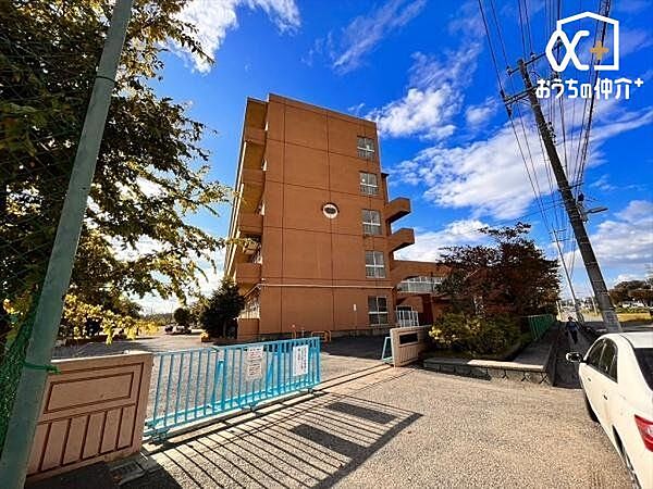 富士見市立水谷中学校 徒歩14分。水谷東小、水谷小区域です。 1070m
