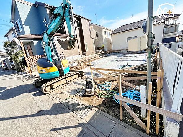 閑静な住宅地で子育て家族にピッタリ。毎日のお散歩も快適な緑に恵まれたエリアで、自然に包まれた穏やかな暮らしを実現するための、ゆとりある住環境が整っています。