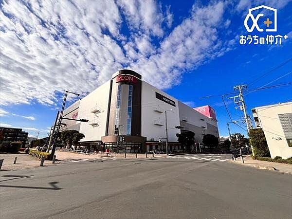 イオン　大井店 徒歩10分。営業時間7：00-22：00 780m