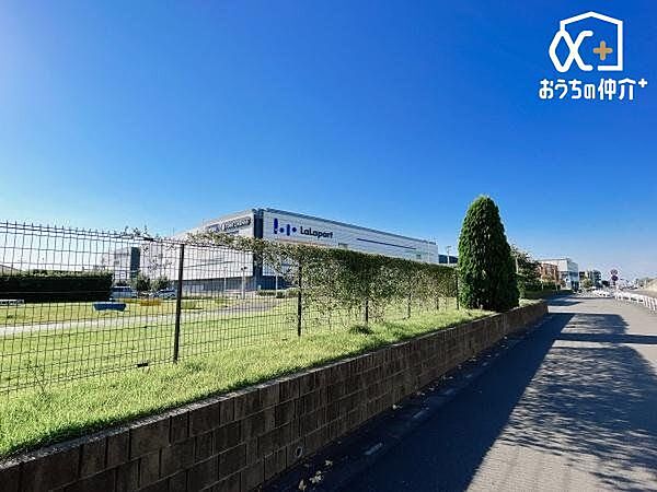 ららぽーと富士見 徒歩12分。営業時間　平日10：00～20：00　土日10：00～21：00 950m