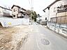 その他：車通りの少ない落ち着いた環境。お車の出し入れも落ち着いてできる、ゆったりとした環境です。現地にて是非環境をお確かめください。
