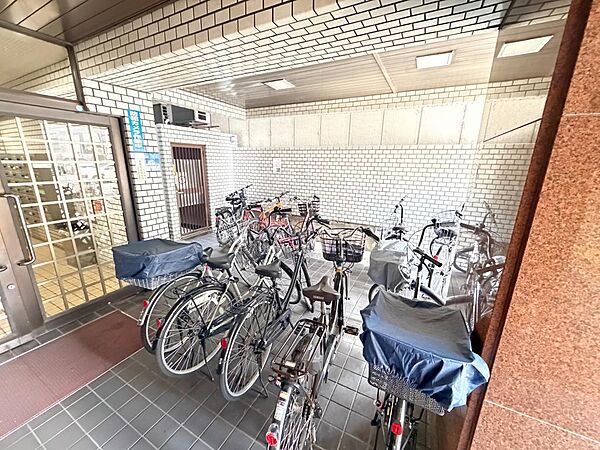 駐輪場