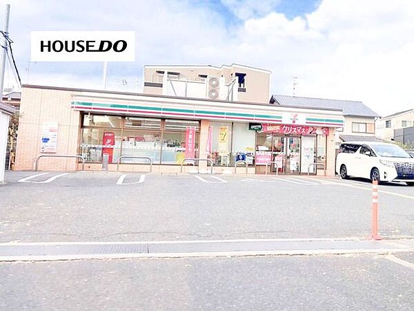 セブンイレブン茨木中穂積2丁目店前道も広く入り易いコンビニです♪ 880m