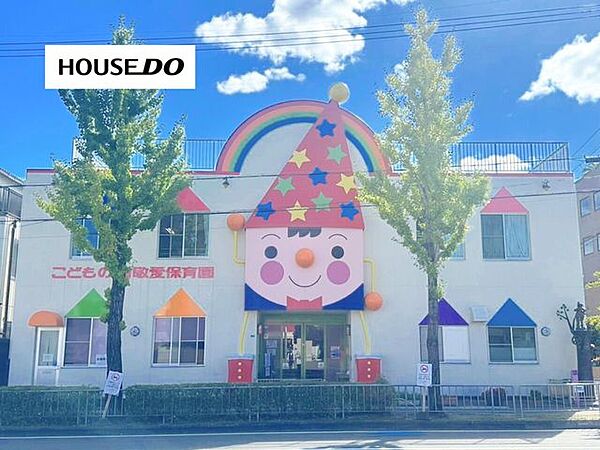 こどもの園敬愛保育園0歳から5歳児を対象とした認定こども園で、一人ひとりの個性を大切にした保育を行っています。開園時間／平日7:30～19:00、土曜7:30～18:30電話番号／072- 1930m