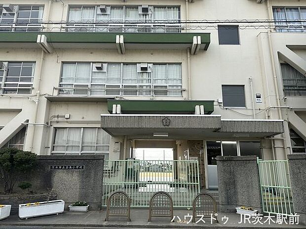 玉島小学校 710m