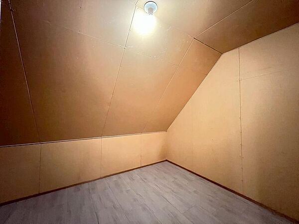 detached 北海道岩見沢市幌向北一条５丁目35
地図を見る