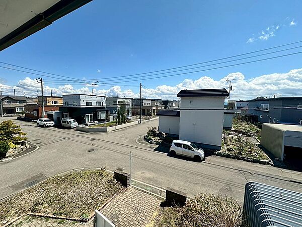 detached 北海道岩見沢市幌向北一条５丁目35
地図を見る