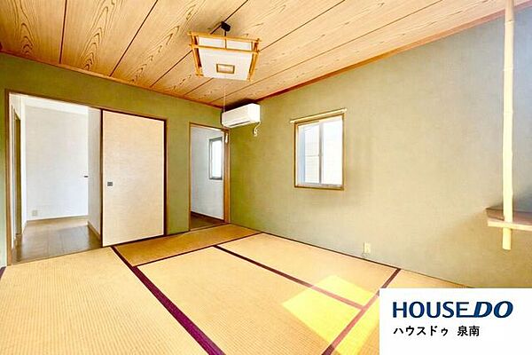 和室も日当たりが良く、明るい空間となっております。※写真はCG加工により家具などを削除しています。