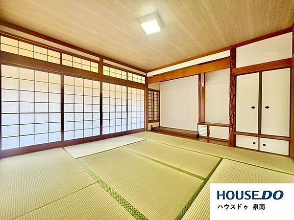 障子がついており、優しい光を取り込めます。