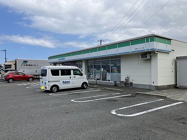 ファミリーマート泉南インタ－店 1020m